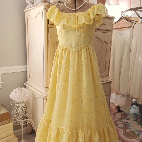 STUNNING 1970S VINTAGE YELLOW FLOCKED MAXI DRESS! - Picture 8 of 14